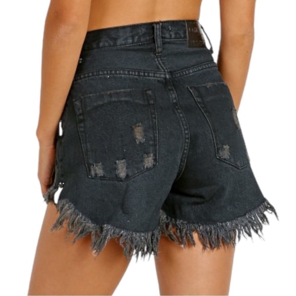 ONE Teaspoon Fox Black High Waist Bonita Distressed Denim Shorts Size 22 New - Picture 3 of 11